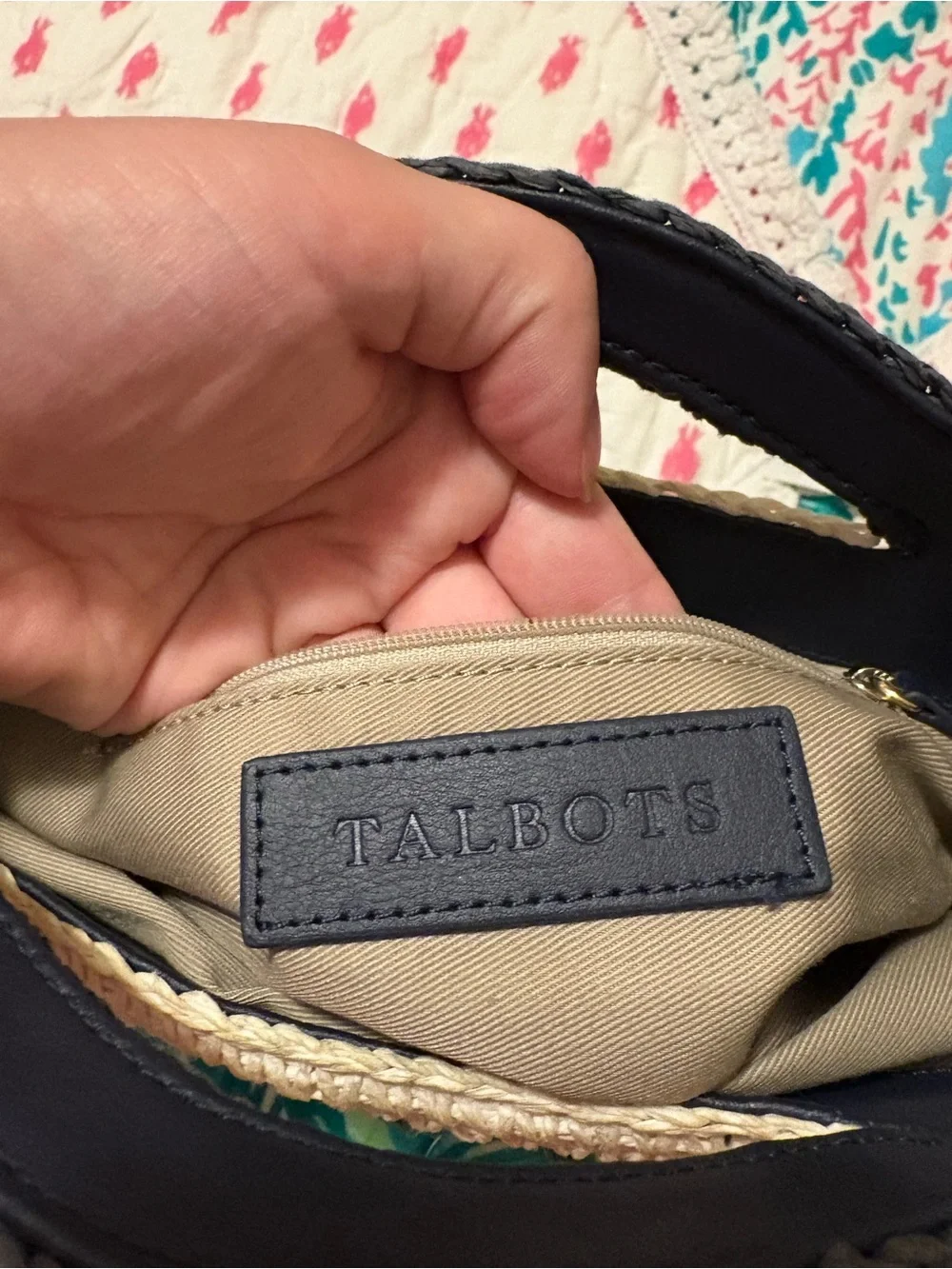 Talbots Striped Pineapple Crochet Tote Bag in Black and Cream